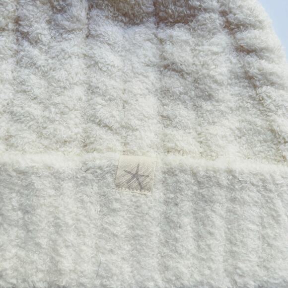 Barefoot Dreams Cozychic Cable Beanie with Pom Pom Cream NEW - Picture 3 of 8